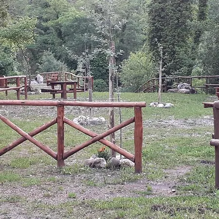 Bed & Breakfast Borgo Revelia